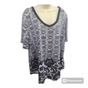 Lularoe Halloween Skull Iris XL